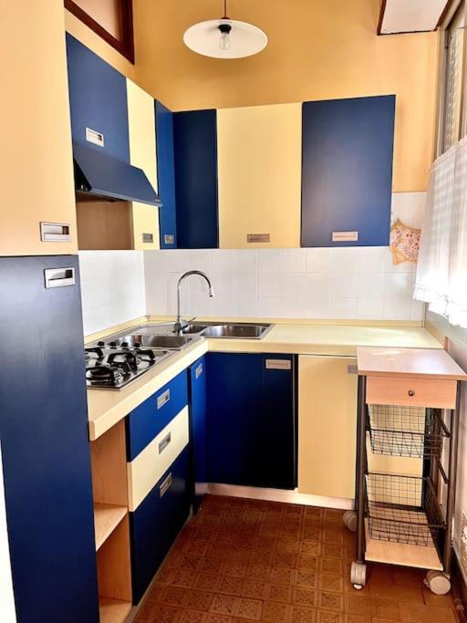 Appartamento Vista Mare Римини Екстериор снимка