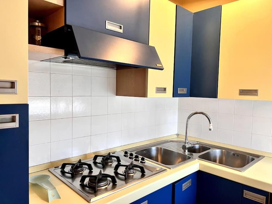 Appartamento Vista Mare Римини Екстериор снимка